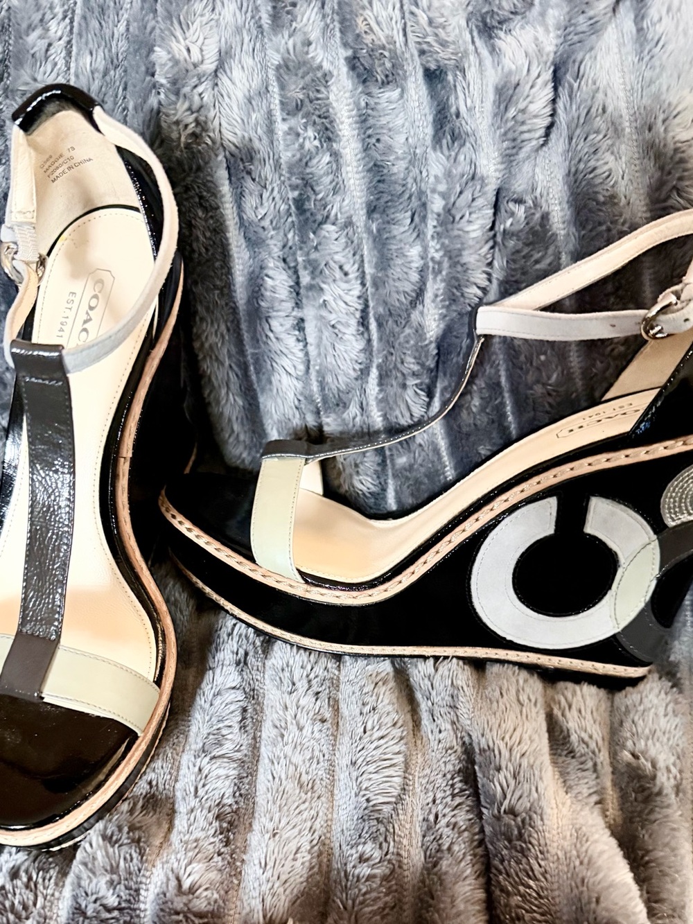 NWT Vintage Coach Black Patent Wedge Sandals w/ multi color straps